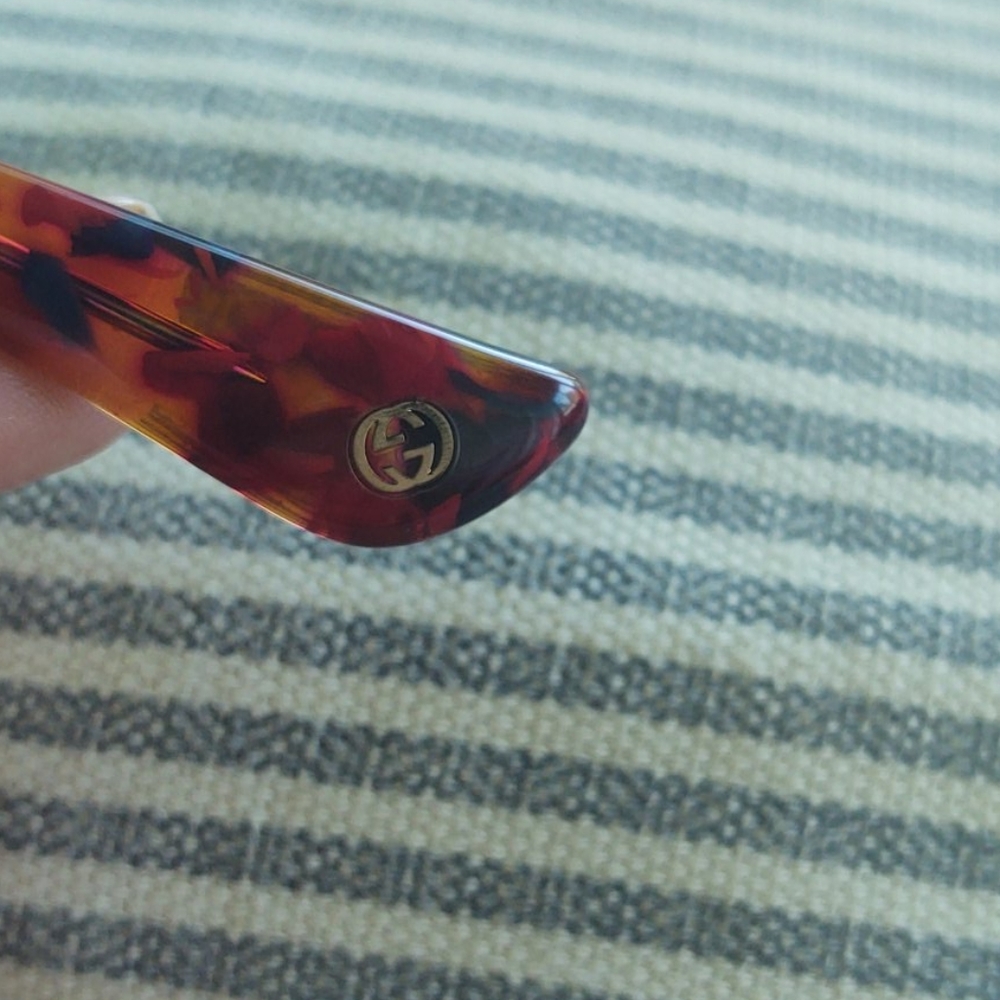 Red Gucci Sunglasses Euc - image 6